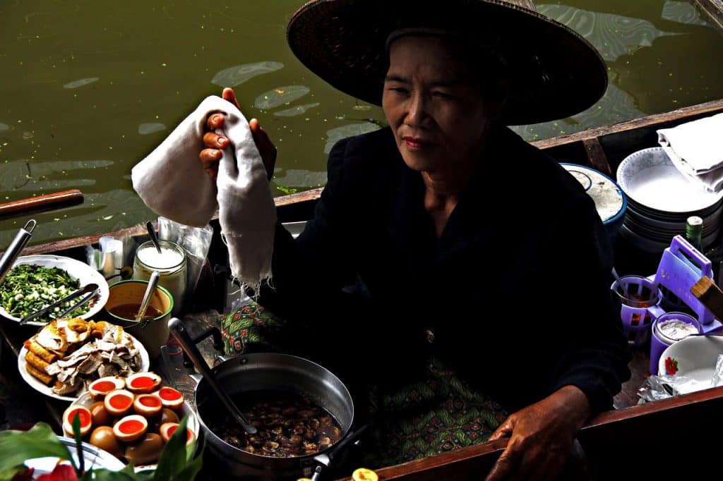 Descubre comidas más extrañas en todo el planeta