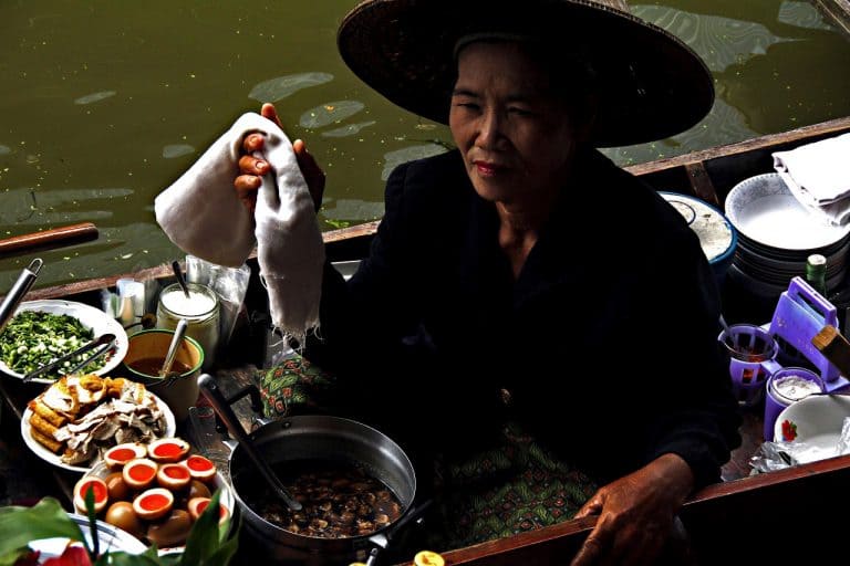 Descubre comidas más extrañas en todo el planeta