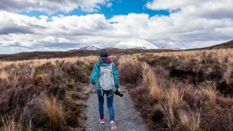 como Viajar sin dinero como mochilero