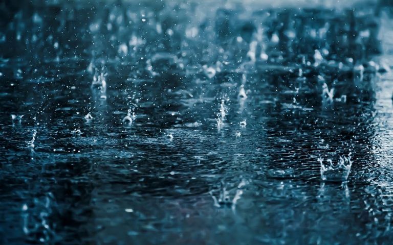 viajar con lluvia