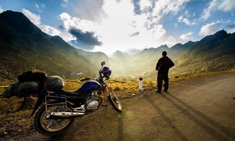 consejos para viajar en moto