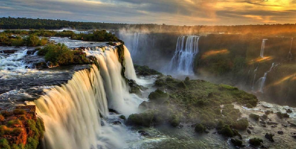 la asombrosa cascada de argentina