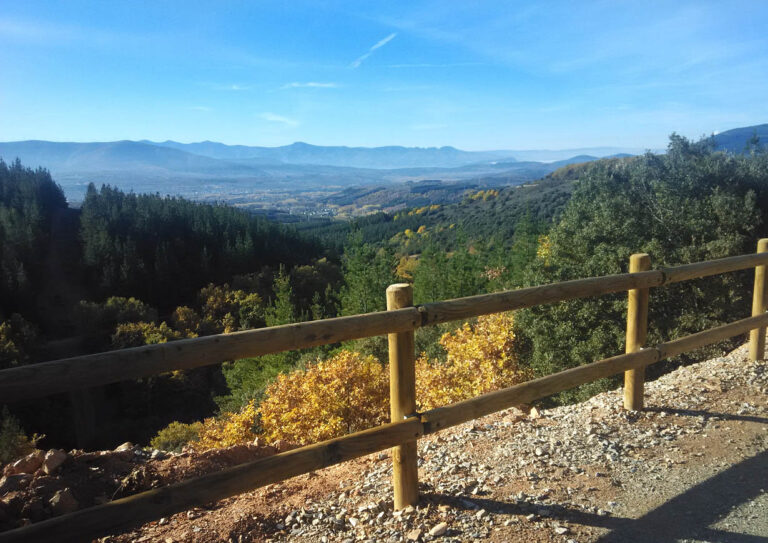naturaleza en el camino natural de la ruta de la conquista en el Bierzo