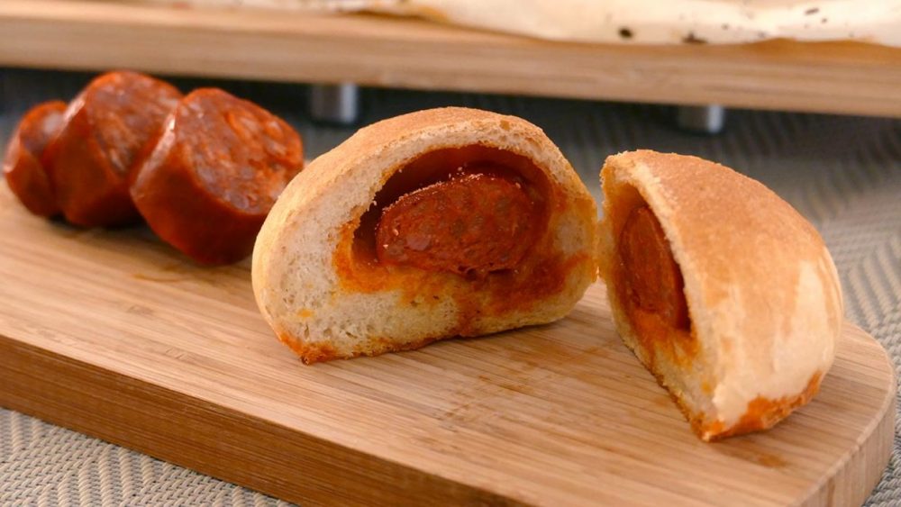 Bollo Preñao, típico de la gastronomía de Asturias
