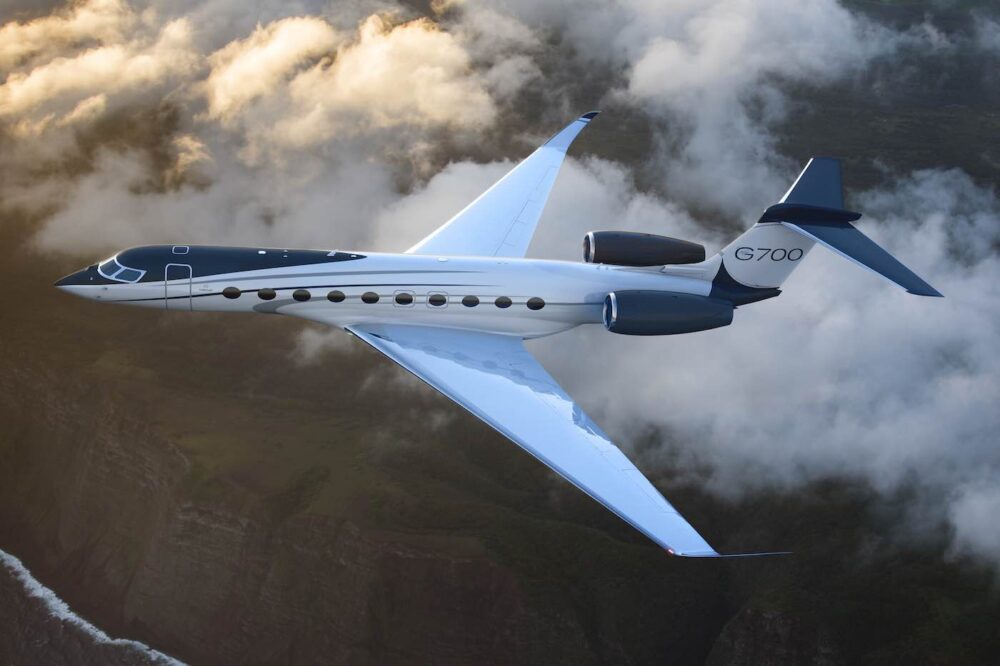 Gulfstream Jet G700