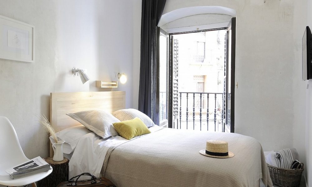 The Hat es uno de los hoteles baratos en Madrid y tiene una ubicación envidiable