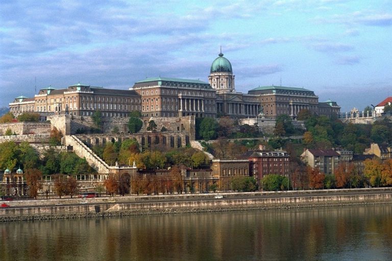 El Palacio de Buda es uno de los sitios que ver en Budapest que no puedes dejar de visitar