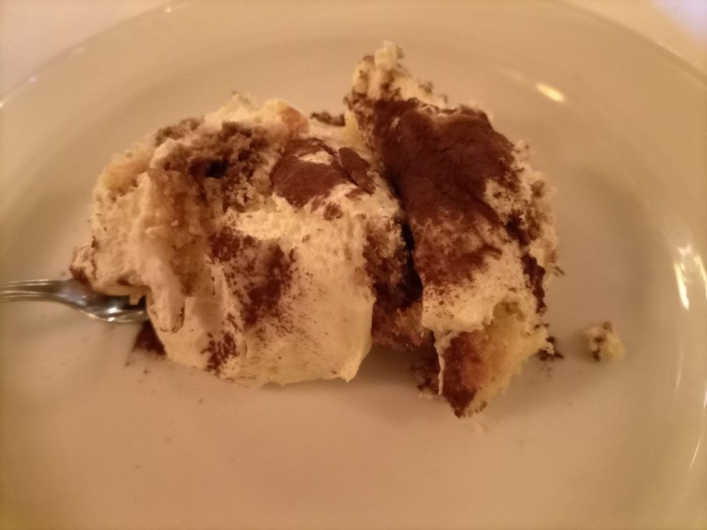Tiramisu uno de los postres típicos italianos